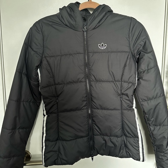 Adidas coat - Picture 1 of 1